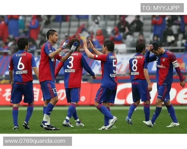 甲府与三分的精彩对决揭示了球队实力的较量与战术的博弈